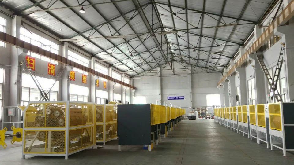 Introduction aux grandes machines de polissage vibrantes industrielles&nbsp;: principes, applications et avantages