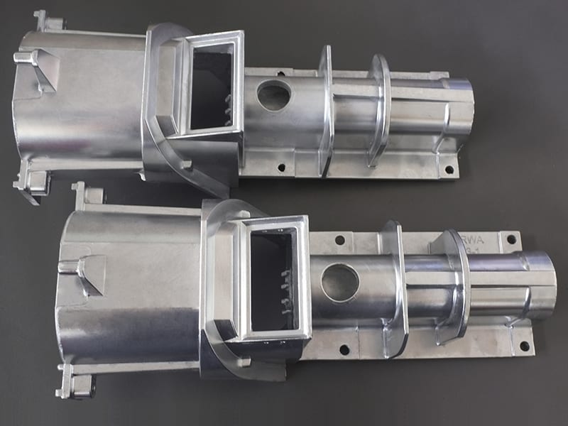 Cách loại bỏ ba via khỏi chi tiết nhôm CNC mà không làm hỏng cạnh