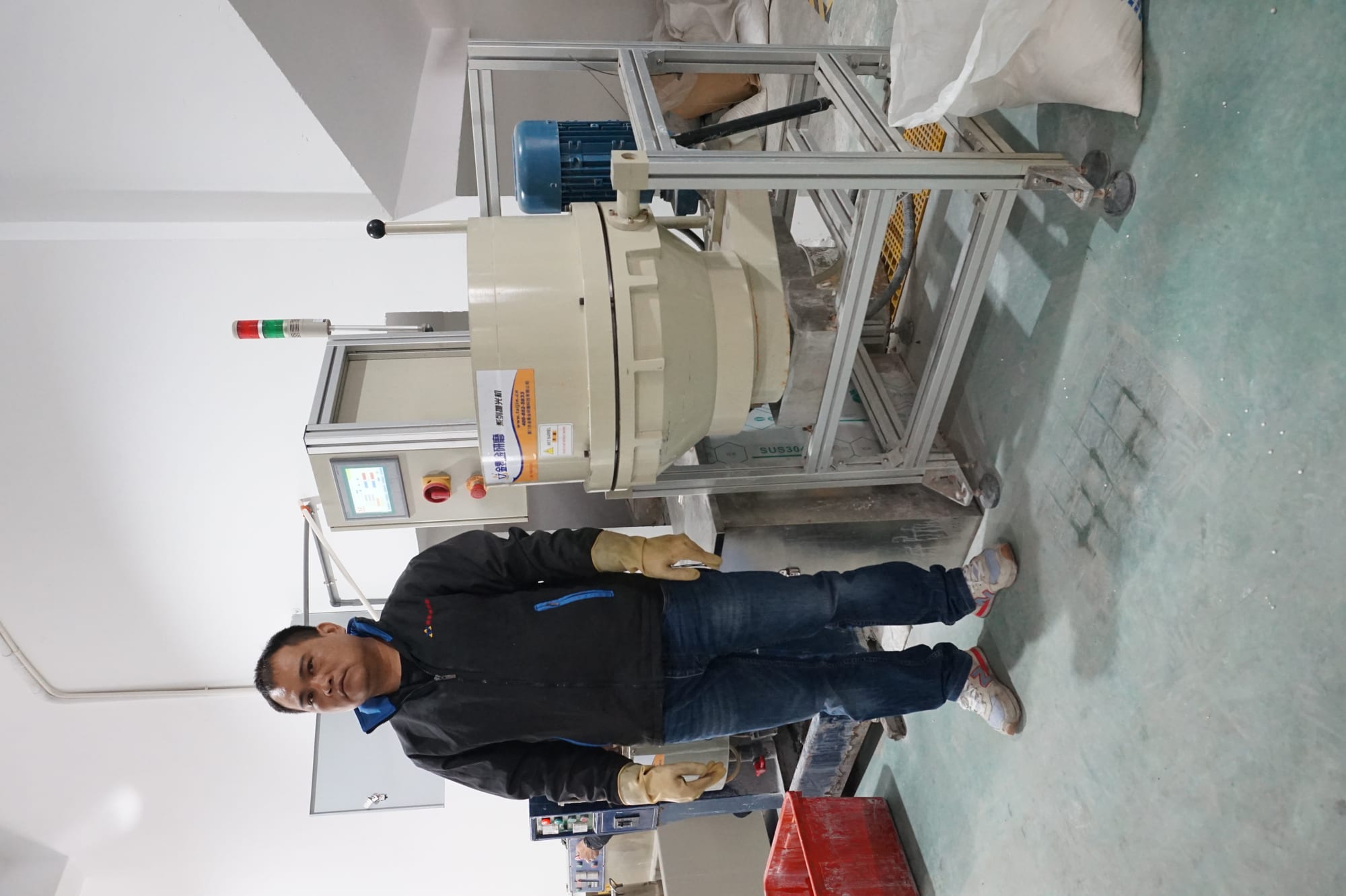 So sánh vật liệu mài gốm và vật liệu mài nhựa Cách chọn đúng vật liệu mài rung